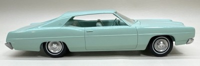 (2) Plastic Promo Cars by JoHan - 3