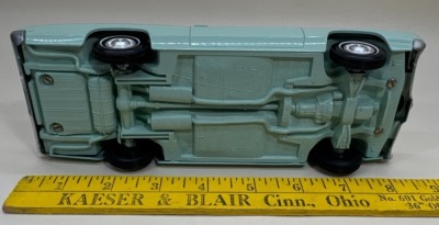 (2) Plastic Promo Cars by JoHan - 4