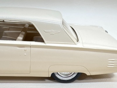 Ford Thunderbird Plastic Promo Car Model - 3