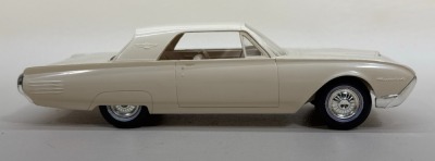 Ford Thunderbird Plastic Promo Car Model - 5