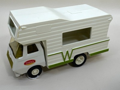 Tonka Winnebago Camper Toy Truck