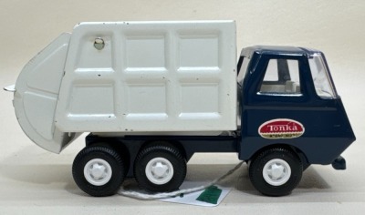 Tonka Pressed Steel Dump Trucks - 3