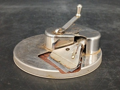 Kriss Kross Stropper and Razor Set - 15