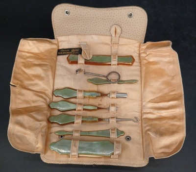 Queen USA Real Leather Manicure Set