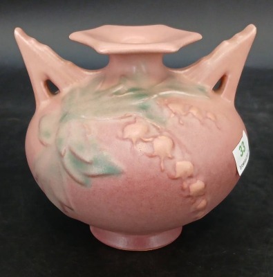 Roseville Pottery Bleeding Heart 961-4" Vase