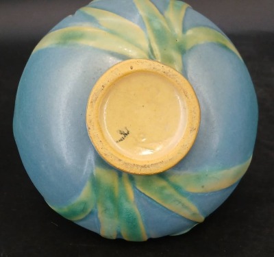 Roseville Pottery Iris 647-3" Jardiniere - 6