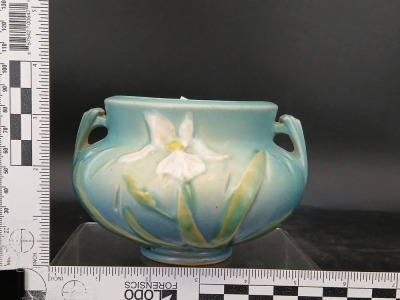 Roseville Pottery Iris 647-3" Jardiniere - 8