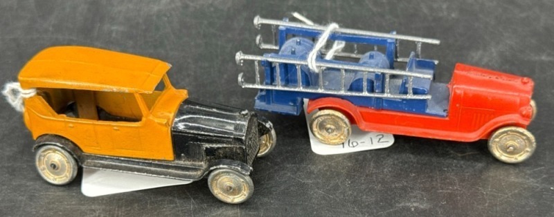 Tootsietoy Diecast Fire Truck & Buick Car