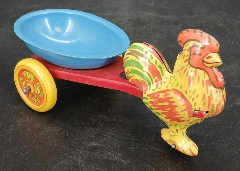 Wyandotte Tin Litho Rooster Pulling Cart Toy
