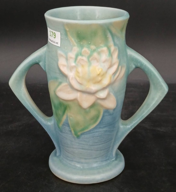 Roseville Pottery Water Lily Vase