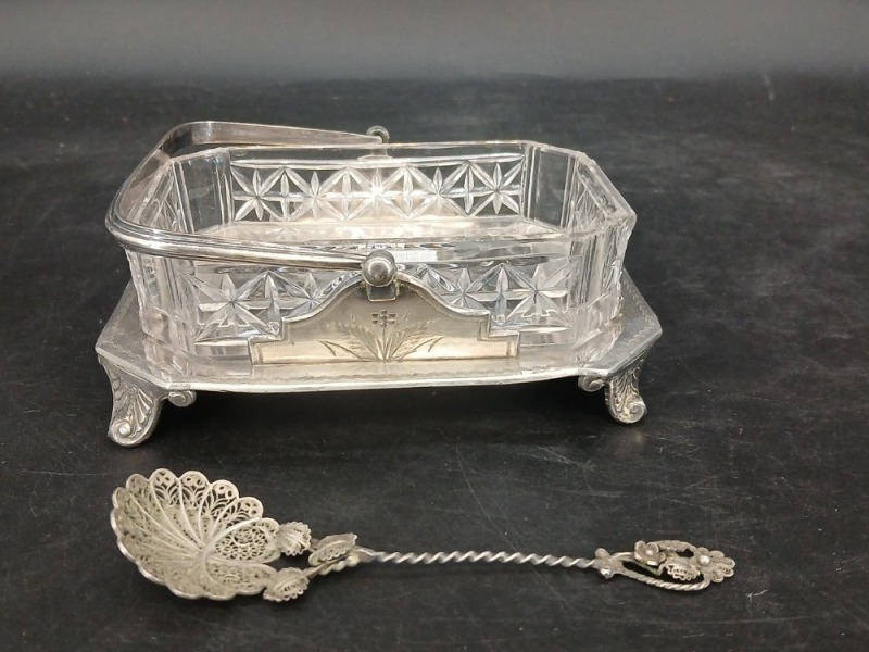 JD&S Silverplate and Glass Condiment Dish