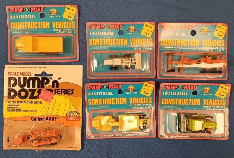 (6) Die-Cast Construction Vehicles