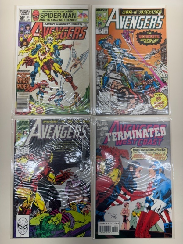 Marvel Avengers Comic Book Lot, 4 Issues
