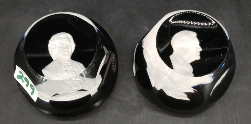 (2) Baccarat Franklin Mint Crystal Sulphide Cameo Paperweight