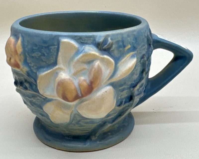 Roseville Pottery Magnolia Mug