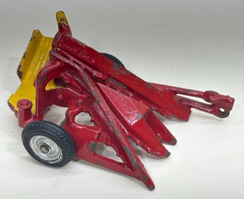 Arcade Cast Iron Pull Toy Tractor Attachment