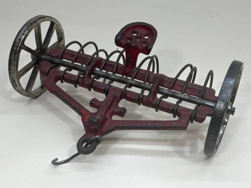 Arcade Cast Iron Toy Hay Rake
