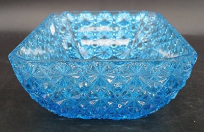 (2) EAPG Daisy & Button Blue Bowls - 3