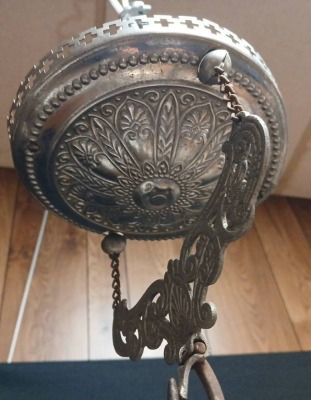 Victorian Double Arm Hanging Kerosene Lamp - 3