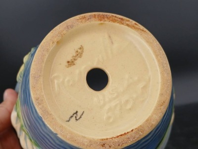 Roseville Pottery Freesia 670-5" Flower Pot w/saucer - 6