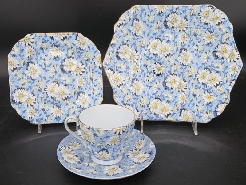 (4) Shelley Blue Daisy Chintz pcs.