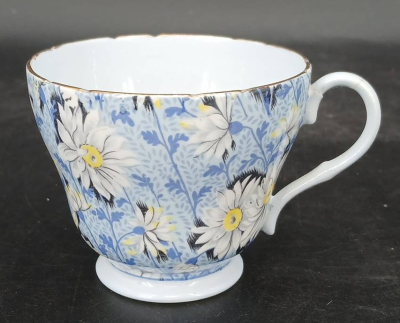 (4) Shelley Blue Daisy Chintz pcs. - 14