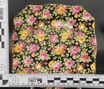 Royal Winton Beeston Chintz Dish & Plates - 11