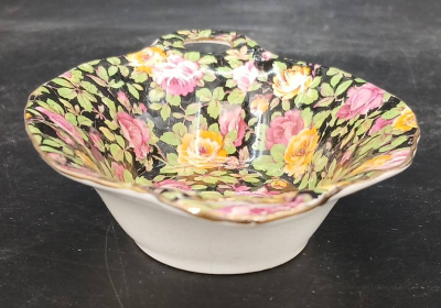 Royal Winton Beeston Chintz Dish & Plates - 16