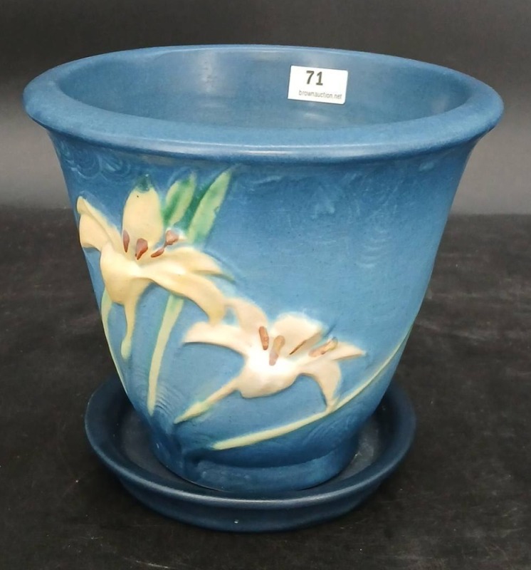Roseville Pottery Zephyr Lily Flower Pot with Saucer