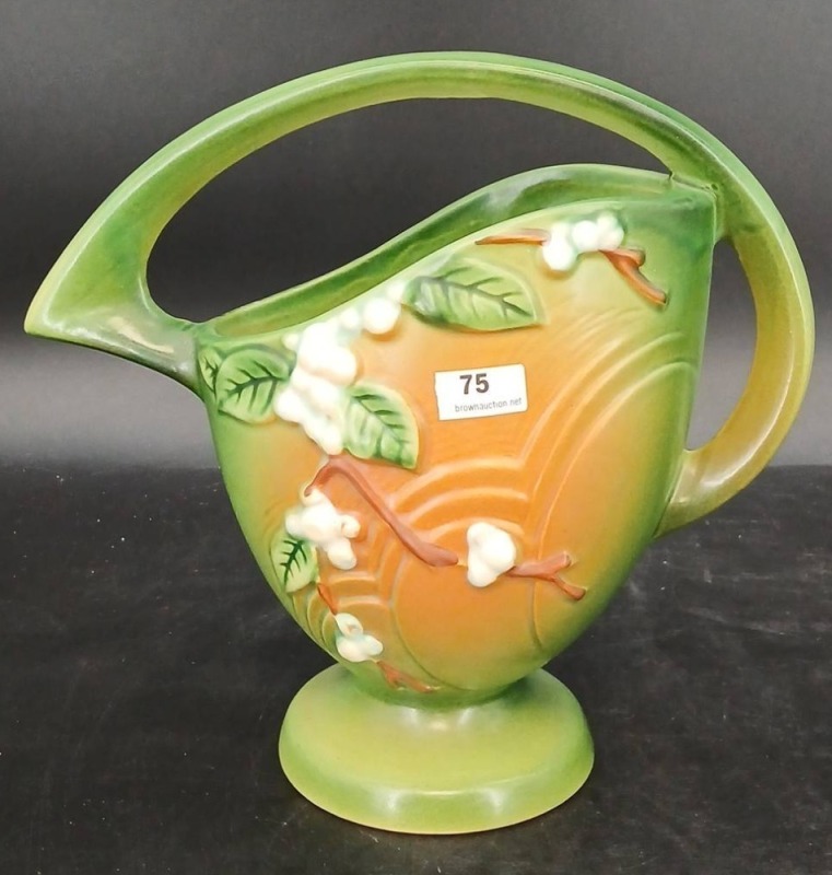 Roseville Pottery Snowberry 1BK-8" Basket