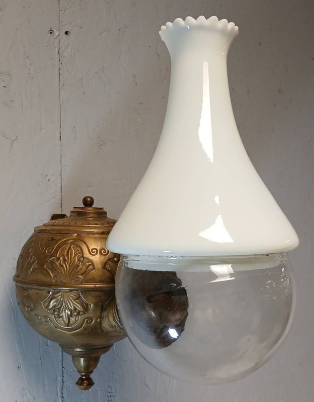 Angle Lamp Co. Brass Wall-Mount Oil Lamp