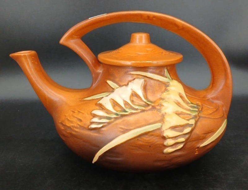 Roseville Pottery Freesia Teapot