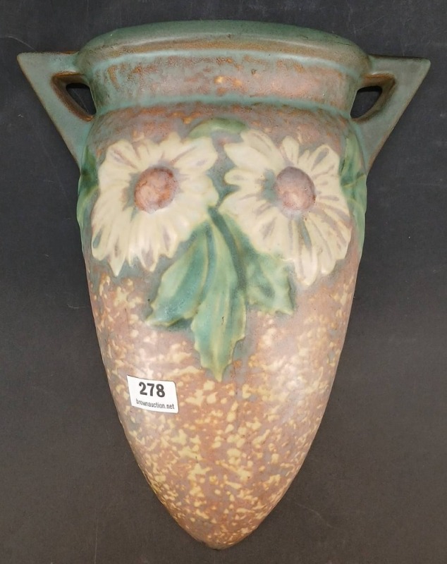 Roseville Pottery Dahlrose Wall Pocket