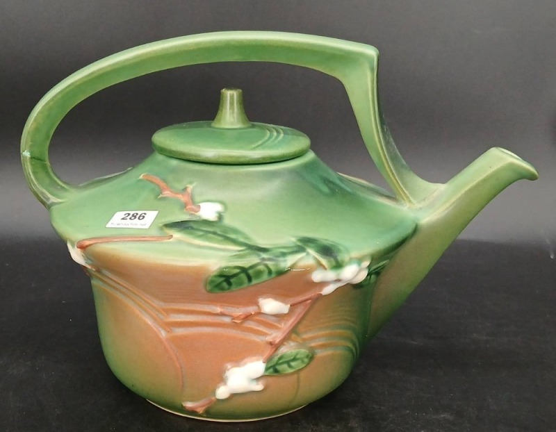 Roseville Pottery Snowberry Teapot
