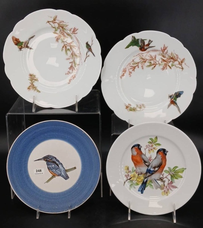 (4) Bird Motif Decorative Plates
