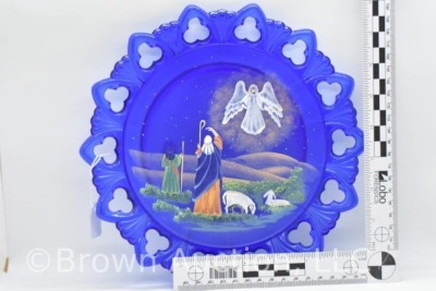Fenton Art Glass LE 1999 hp Christmas plate with matching bell - 14