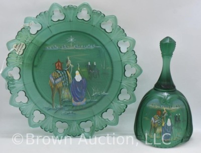 Fenton Art Glass LE 2000 hp Christmas plate with matching bell - 2