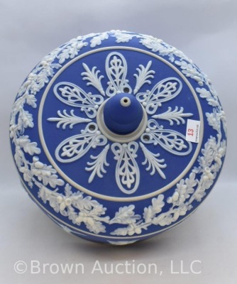 Wedgewood Jasperware cheese keeper or serving dome, blue - 9