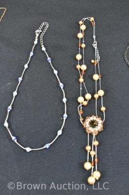 Assortment of costume jewelry - necklaces and bracelets - 4