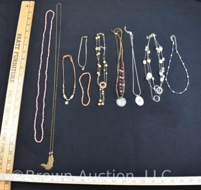 Assortment of costume jewelry - necklaces and bracelets - 10