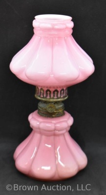 Pink cased glossy 8" miniature oil lamp, raised panels design - 4