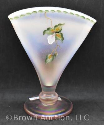 Fenton Art Glass pink irid. opalescent Hummingbird 8.25" fan vase - 4