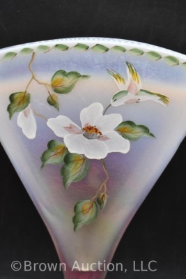 Fenton Art Glass pink irid. opalescent Hummingbird 8.25" fan vase - 9