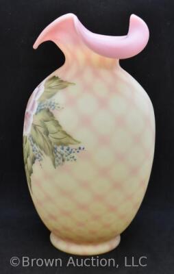 Fenton Burmese Art Glass 10" Diamond Optic vase, Rose Poppies - 3