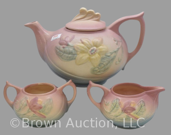 Hull Magnolia 3 pc. tea set: 23-6.5" pot, 24-3.75" creamer, 25-3.75" sugar