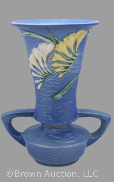 Roseville Freesia 124-9" vase, blue