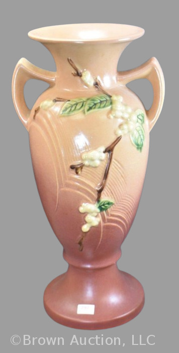 Roseville Snowberry 1V-15" vase, pink