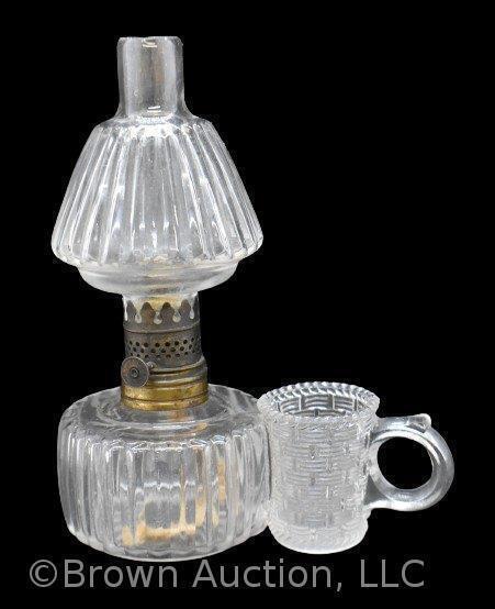 Crystal match-holder miniature oil lamp, match-holder in basketweave pattern