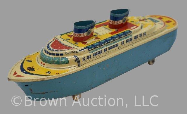 Wyandotte Toys "S.S. America" cruise ship tin litho pull along toy