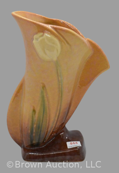 Roseville Wincraft 282-8" vase, tan, Tulip